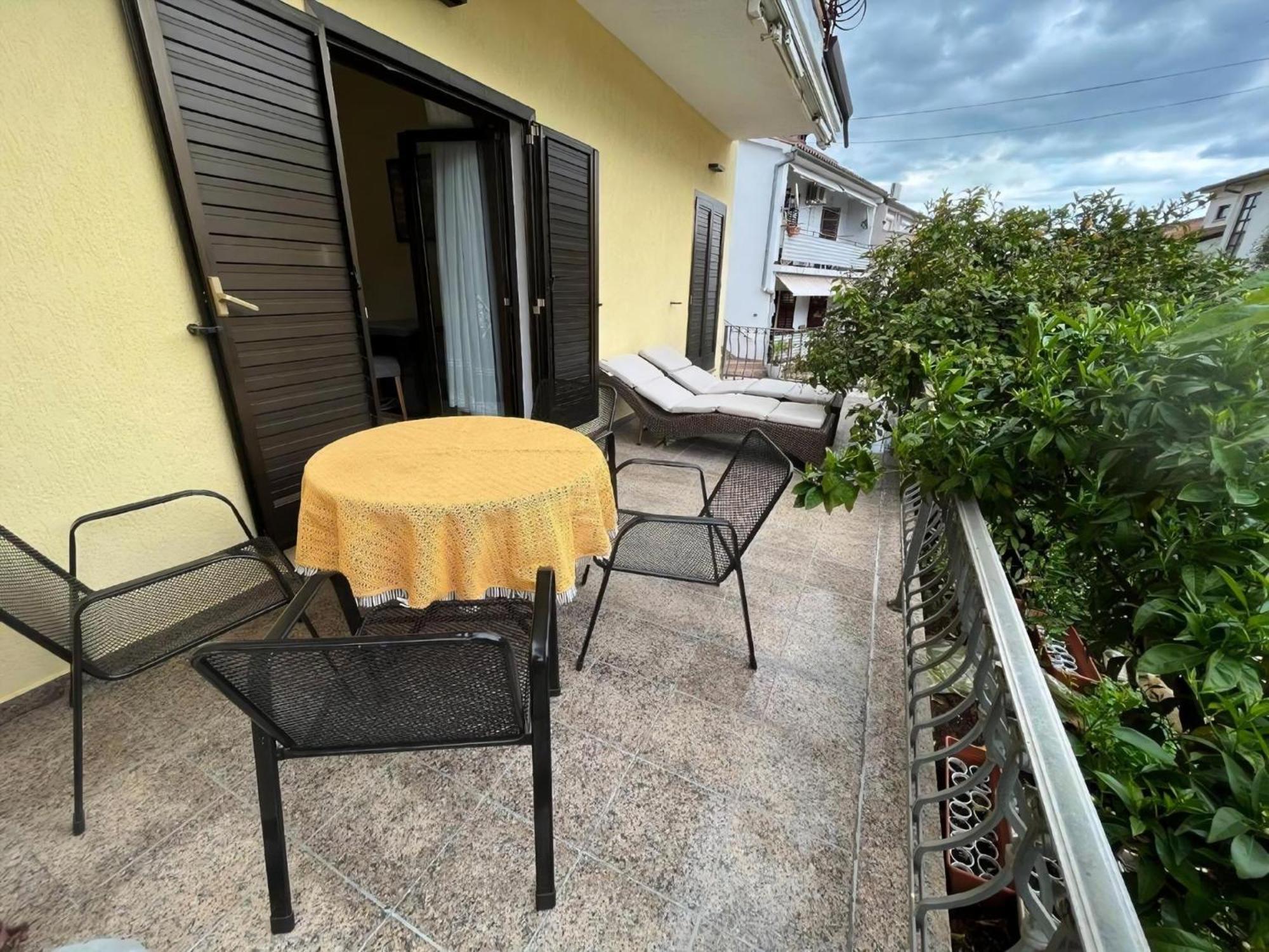 Sonne 1 Apartment